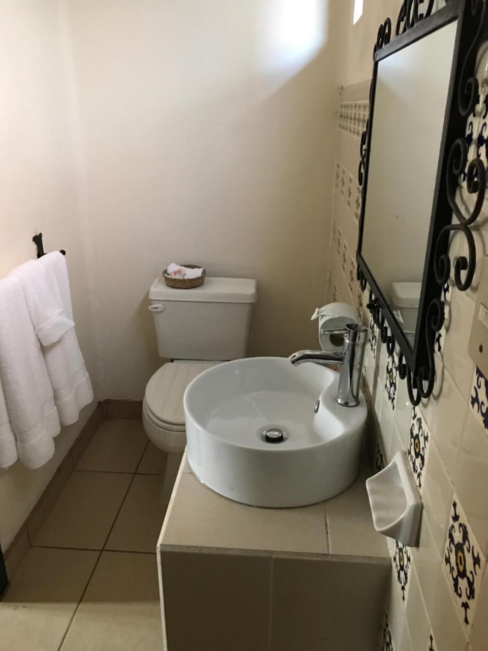 Hotel Villa De Flores Uruapan  エクステリア 写真