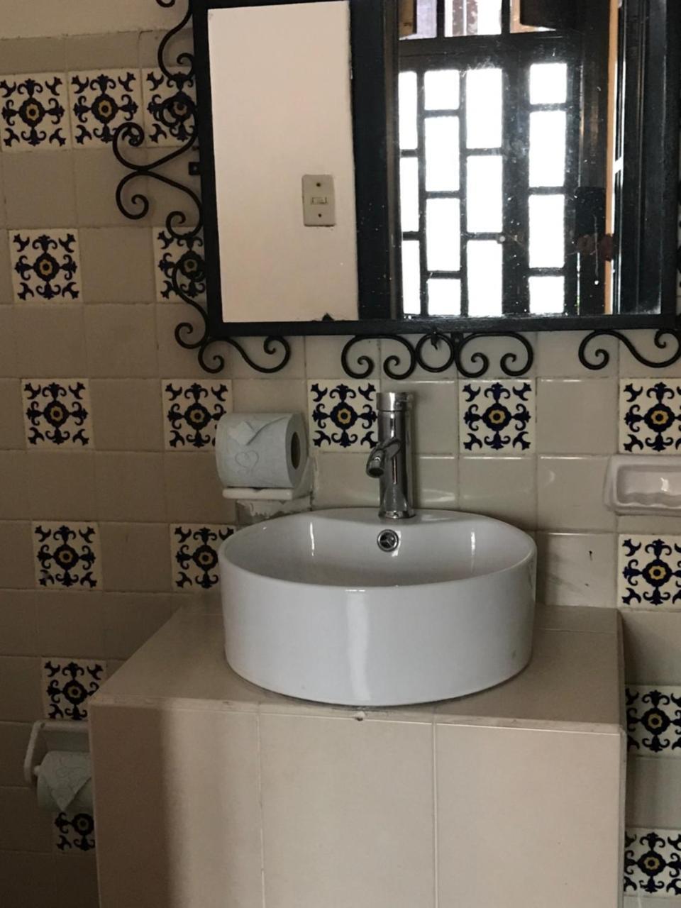 Hotel Villa De Flores Uruapan  エクステリア 写真
