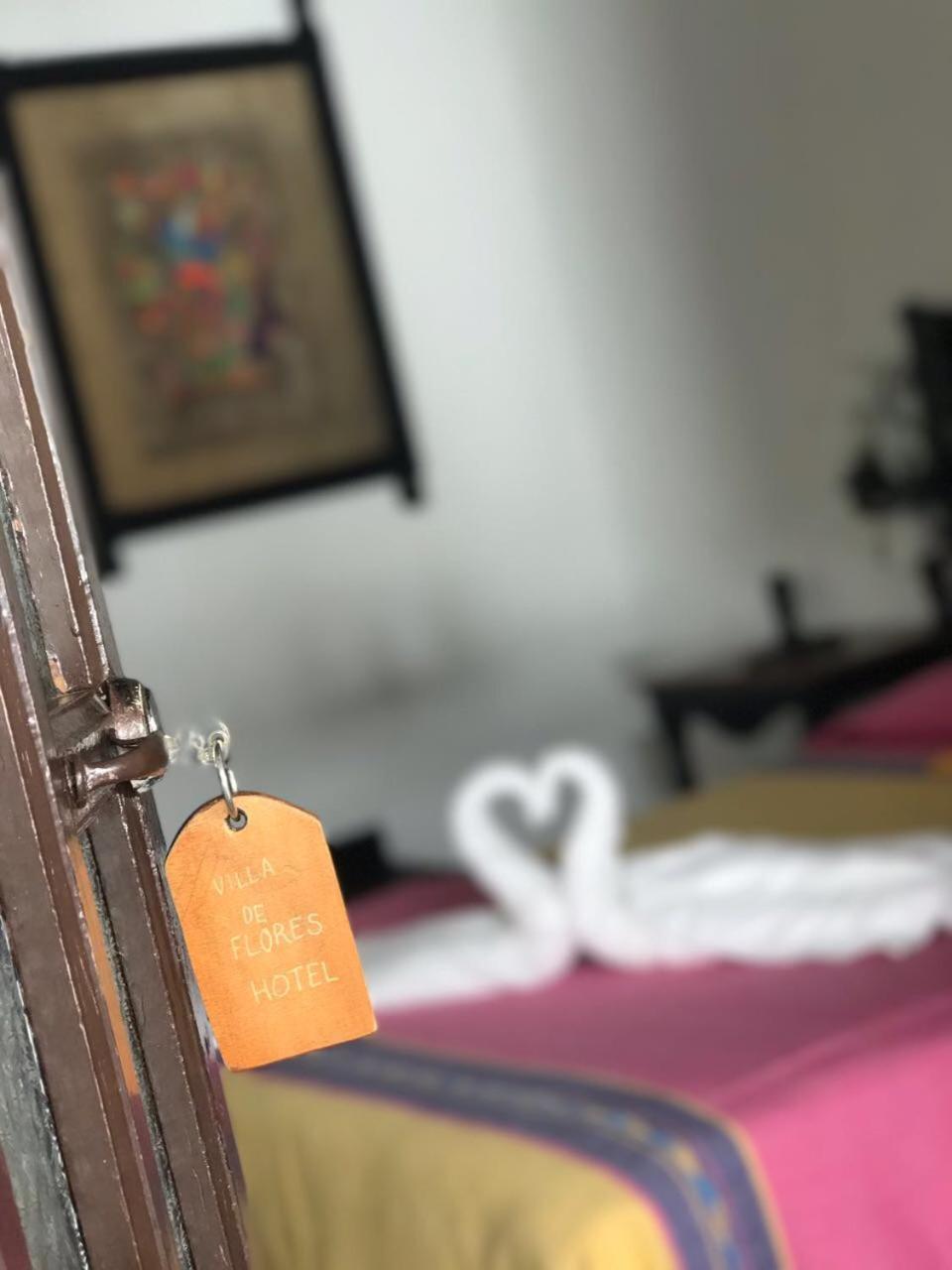 Hotel Villa De Flores Uruapan  エクステリア 写真
